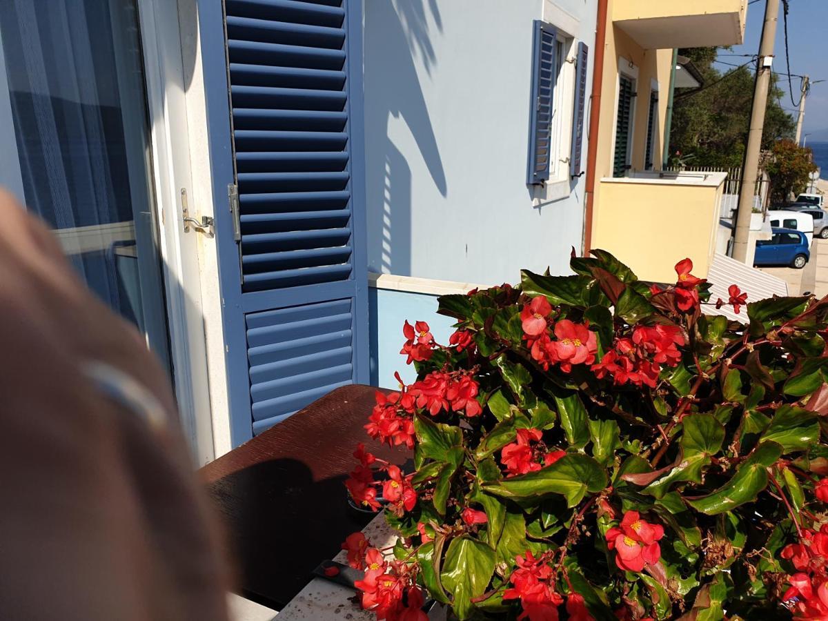 Sobe Mamalu Bed & Breakfast Valun Exterior photo
