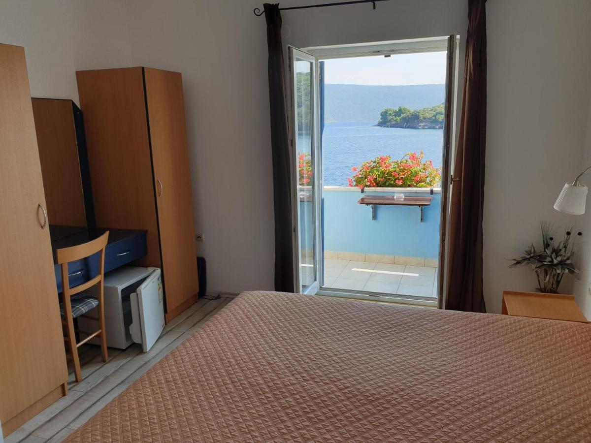Sobe Mamalu Bed & Breakfast Valun Exterior photo