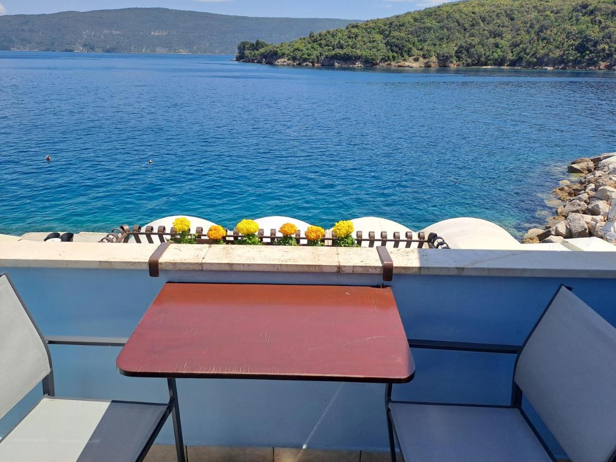 Sobe Mamalu Bed & Breakfast Valun Exterior photo