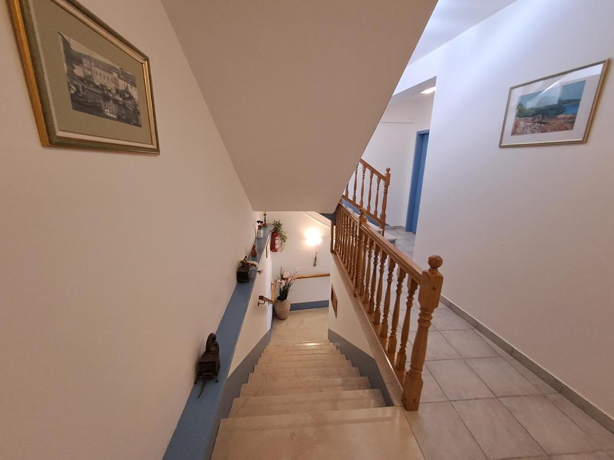 Sobe Mamalu Bed & Breakfast Valun Exterior photo