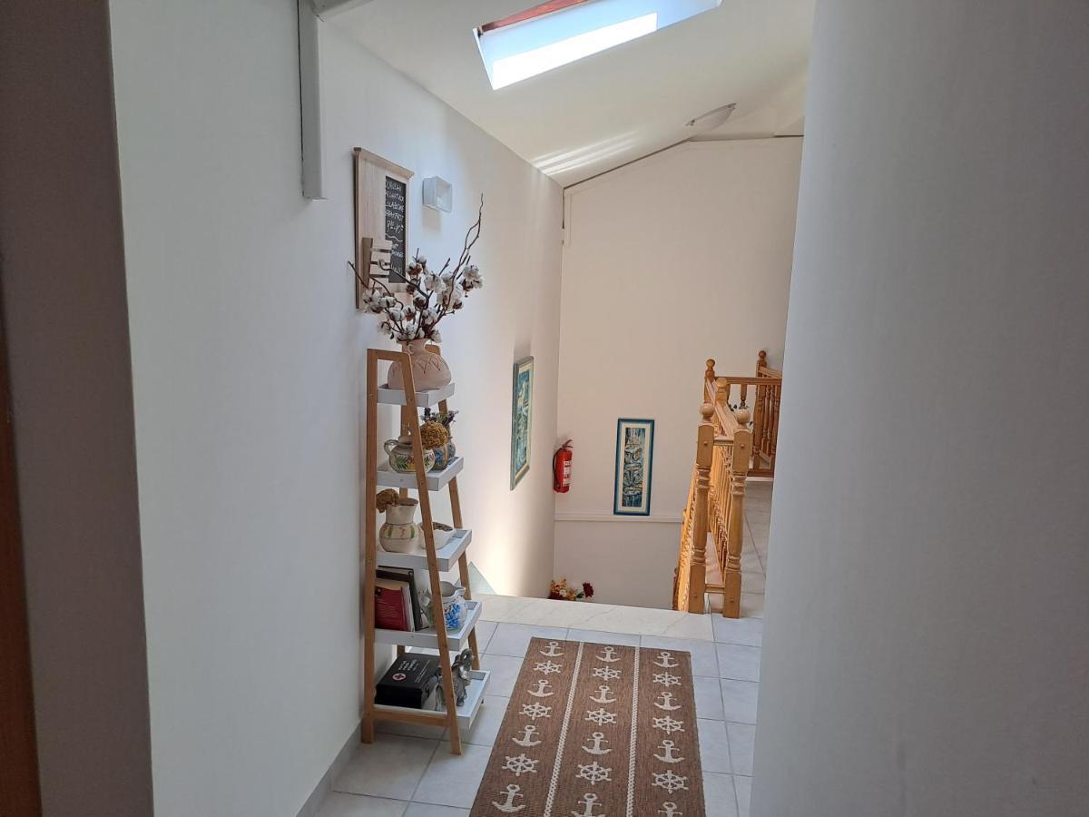 Sobe Mamalu Bed & Breakfast Valun Exterior photo
